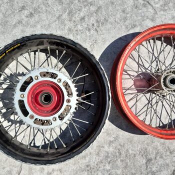 Coppia cerchi honda supermotard extreme riders 17x3.5 e 17x5.5 euro 140