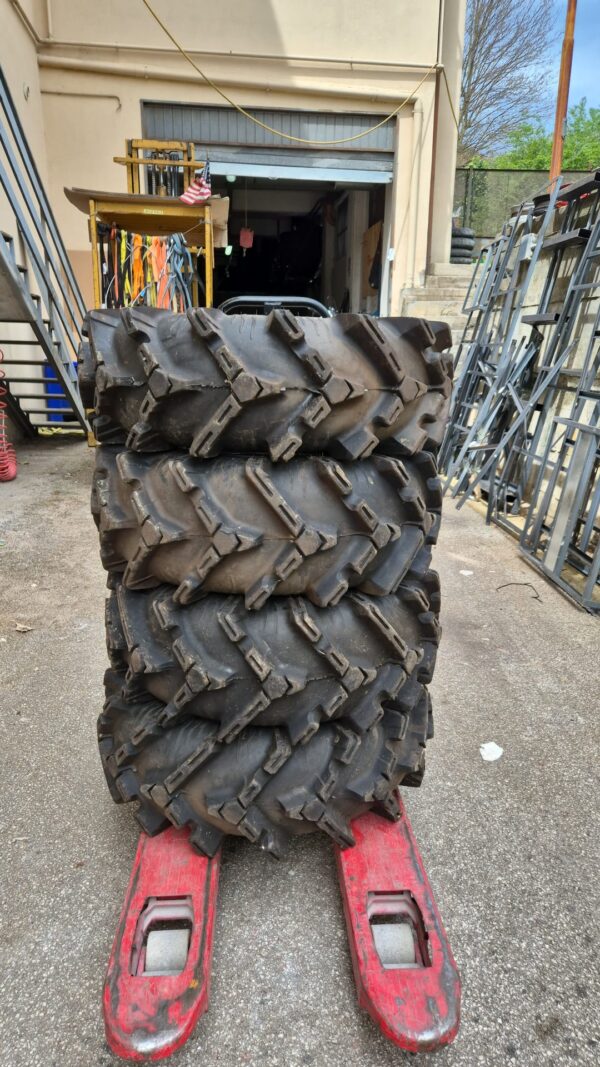 Ruote per Polaris: cerchi + gomme ITP 30x10-14 e 30x11-14 - immagine 2