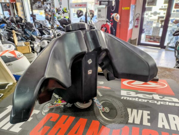 Serbatoio maggiorato HONDA CRF 450 dal 2019 in poi - immagine 2